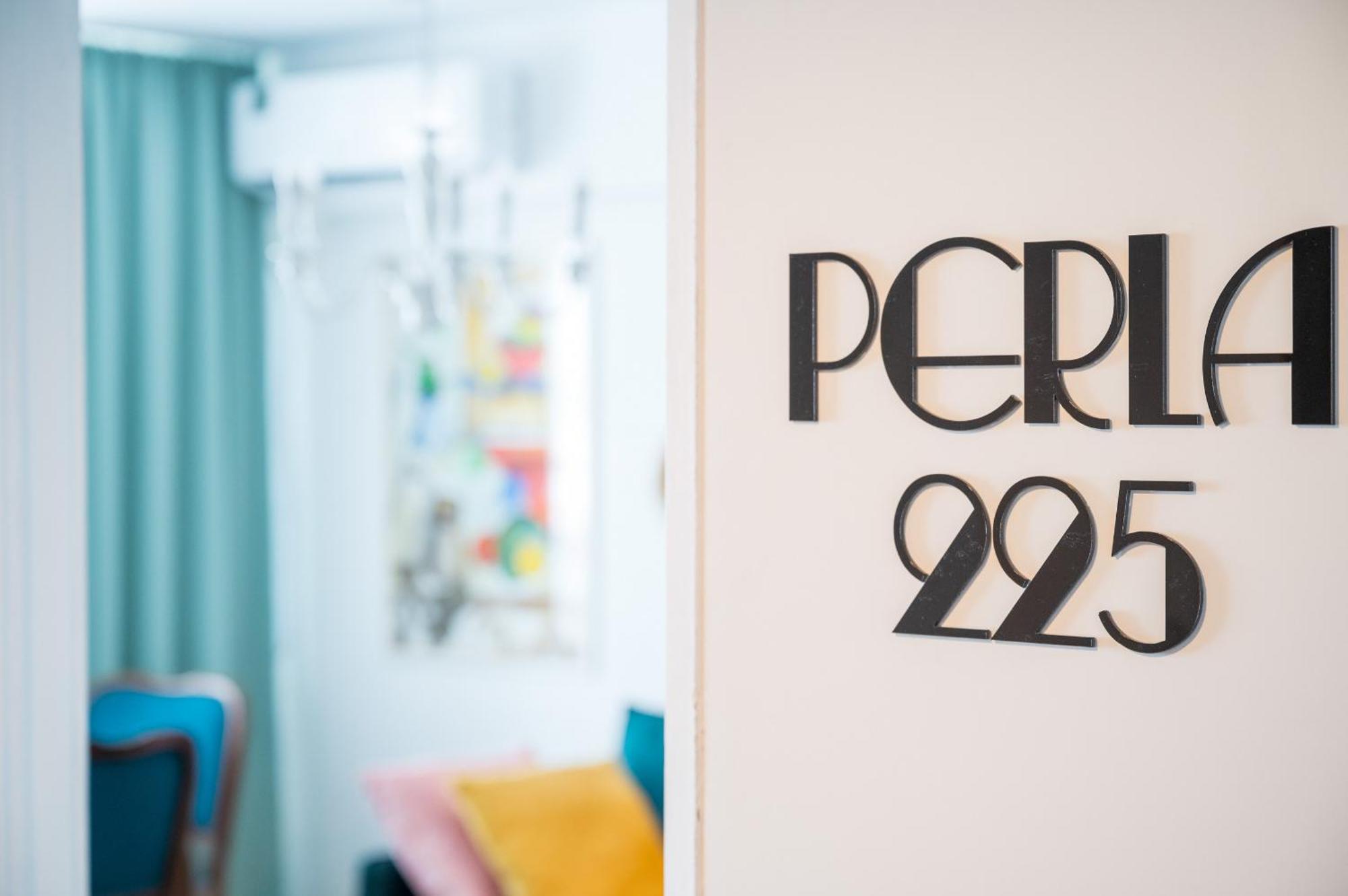 1Bdr Apartment Perla 225 Bükreş Dış mekan fotoğraf